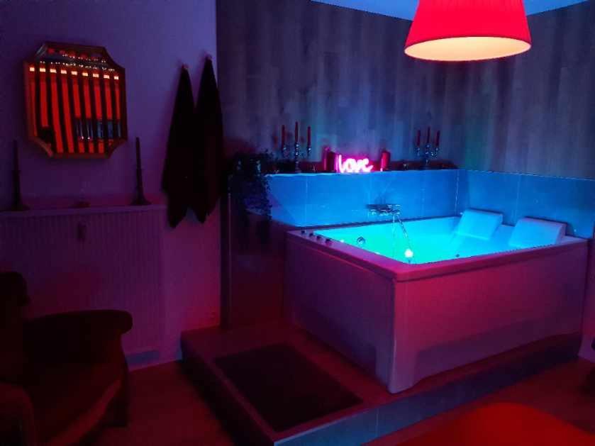 Superbe Appartement Colmar Avec Vue Et Jacuzzi Kültér fotó